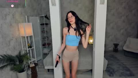 Amy online show from February 10, 7:28 pm