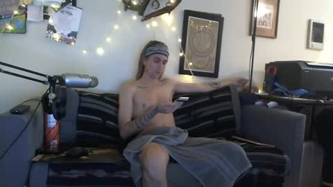 definatelyvegan online show from October 5, 2:20 am