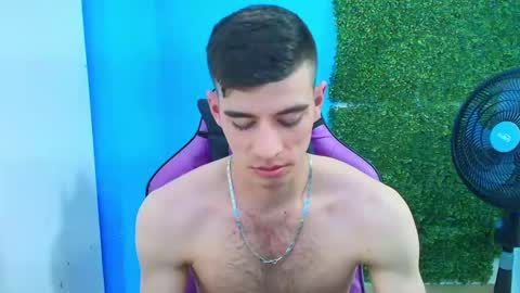 Snapshot of deiby_baby chatting on February 16, 2:20 am DEIBY online show from February 16, 2:20 am