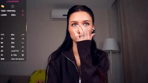 Snapshot of delanakimbral chatting on October 7, 7:15 am Hello everyone Im Tessa Make yourself comfortable. Were going to have fun together online show from October 7, 7:15 am
