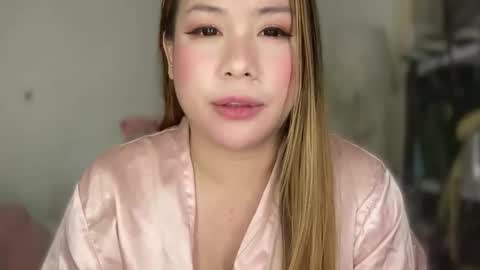 iyalicious online show from November 18, 9:40 pm