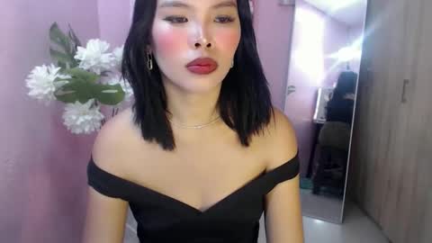    online show from October 25, 6:41 pm