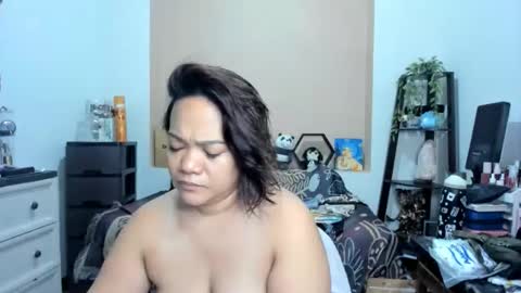 delightfulcurvy online show from June 2, 8:05 am