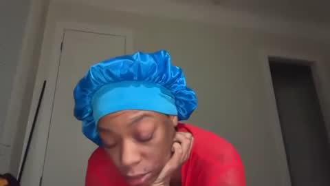 delightfuldark online show from November 4, 1:45 pm