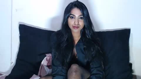 Snapshot of delilah_blazee chatting on January 26, 6:16 pm Delilah Blaze online show from January 26, 6:16 pm