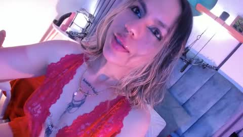 della online show from March 2, 9:43 pm