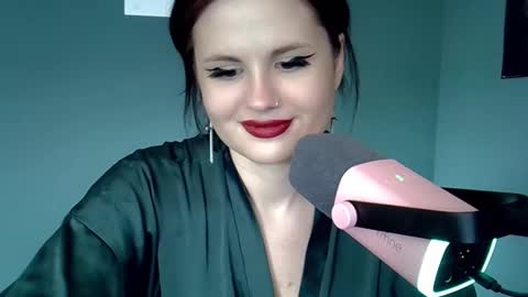 Snapshot of dellacrush_ chatting on February 20, 2:13 pm dellacrush_ online show from February 20, 2:13 pm