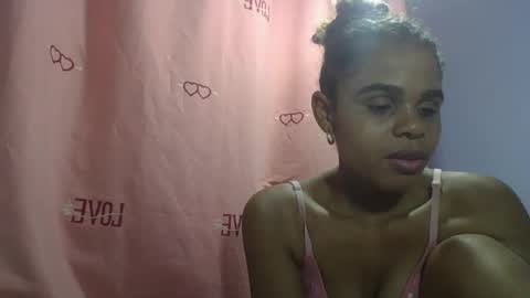 delphine online show from April 13, 6:56 pm