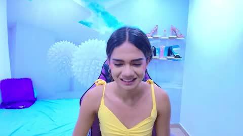 DEMI online show from December 15, 2:35 pm