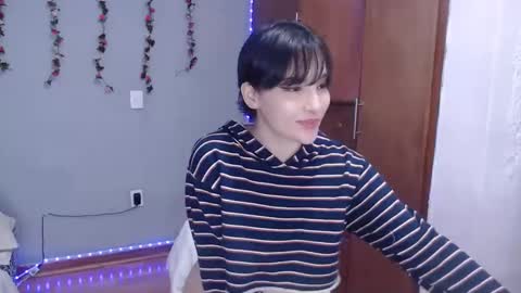 Snapshot of deni_bloom chatting on December 30, 1:48 am Denisse schedule Monday to Friday 1300-1900 mexican time Saturday-maybe it could be a surprise IDEPENDENT MODEL online show from December 30, 1:48 am