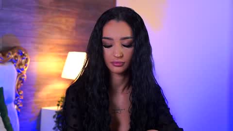 denisedevilles online show from December 7, 6:59 am