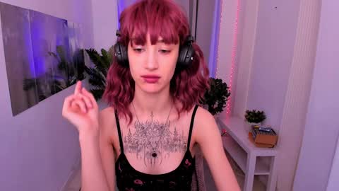 Unfortunately Denise has discontinued her work but I hope you will be excited about the new cool girl Jia online show from January 12, 10:22 pm