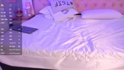 denisse_logan online show from November 1, 6:56 am