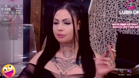 Snapshot of denychantall chatting on December 2, 5:21 pm denychantall online show from December 2, 5:21 pm