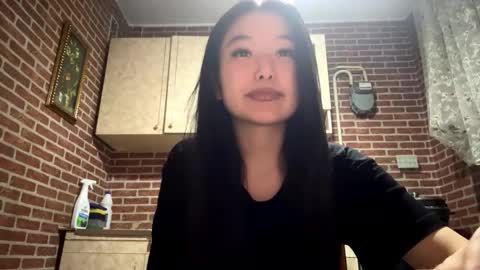 Emma online show from February 10, 2:20 pm