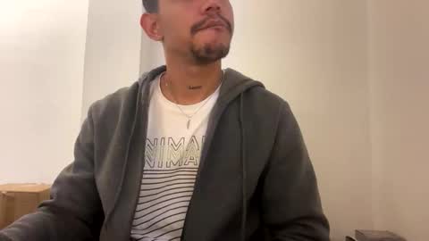 Dereck Myers online show from March 17, 7:52 pm