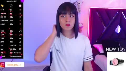 derek grey online show from February 24, 6:15 pm