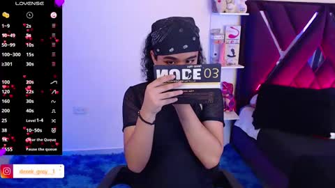 derek grey online show from March 12, 6:43 pm