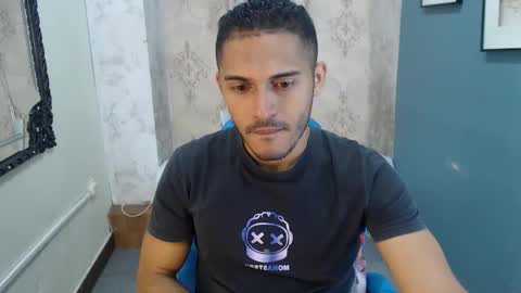 D E R E K online show from December 4, 12:27 pm