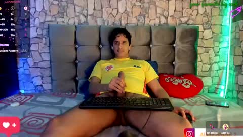 DEREKK   online show from January 28, 2:21 am