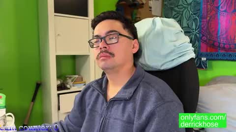 Derrick Hose online show from January 11, 3:52 pm