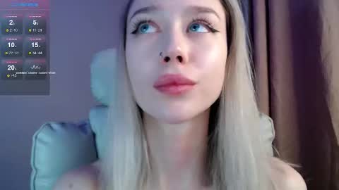 Ari online show from October 22, 5:36 pm