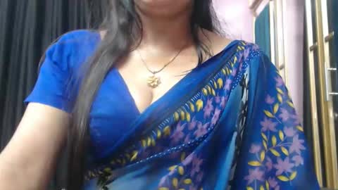 Snapshot of desimaisa130 chatting on October 20, 5:07 pm Maisa online show from October 20, 5:07 pm