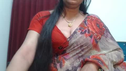 Snapshot of desimaisa130 chatting on September 15, 4:52 pm Maisa online show from September 15, 4:52 pm