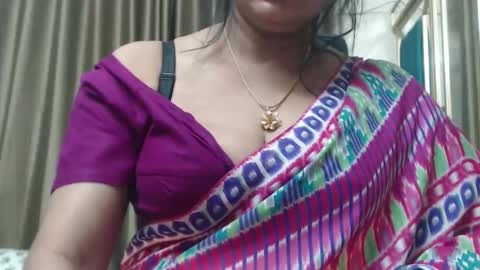 Snapshot of desimaisa130 chatting on February 1, 6:08 pm Maisa online show from February 1, 6:08 pm