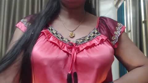Snapshot of desimaisa130 chatting on March 10, 8:56 pm Maisa online show from March 10, 8:56 pm