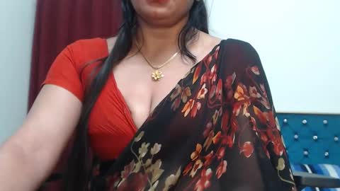 Snapshot of desimaisa130 chatting on September 20, 6:55 pm Maisa online show from September 20, 6:55 pm