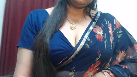 Snapshot of desimaisa130 chatting on September 14, 4:41 pm Maisa online show from September 14, 4:41 pm