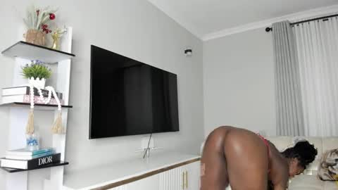 desirepeace online show from April 15, 11:13 am