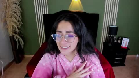 Snapshot of desiring__angel chatting on March 11, 10:07 am Desiring Angel online show from March 11, 10:07 am