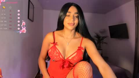 Destinne Mill online show from October 4, 2:15 pm