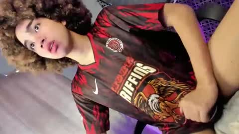 Snapshot of destinyrosexxx chatting on March 10, 1:23 am Chelsea online show from March 10, 1:23 am