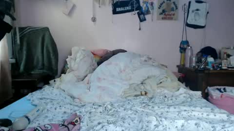 poutyangel online show from June 26, 1:11 am