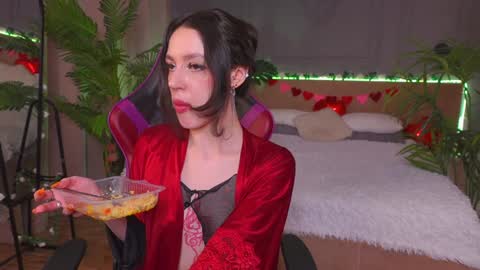 Snapshot of devilinee chatting on February 7, 10:08 am devilinee online show from February 7, 10:08 am