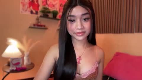 Devine Greyson online show from October 28, 3:46 pm