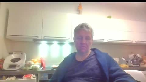 Snapshot of devon_nite chatting on December 1, 11:29 pm Devon online show from December 1, 11:29 pm