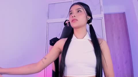 Sara 3 online show from April 13, 9:52 pm