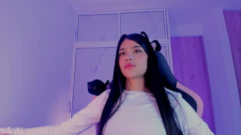 Sara 3 online show from June 3, 10:37 pm