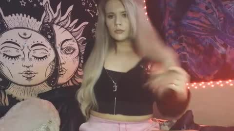 devyn winter online show from March 23, 4:45 pm