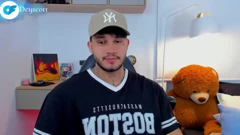 JULIAN online show from March 9, 11:14 pm