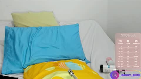 dhany_her online show from January 12, 10:17 pm