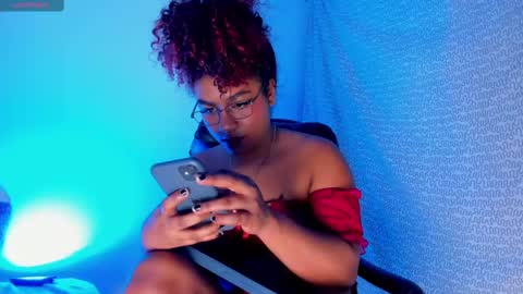 dhapne_parker online show from December 6, 7:48 am