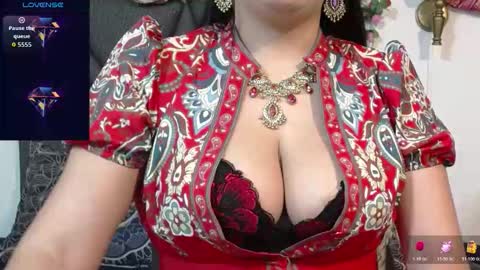 dharanisnisha online show from October 29, 1:02 pm