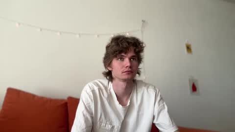 Snapshot of di_n_alex chatting on September 11, 8:48 am Di Alex online show from September 11, 8:48 am