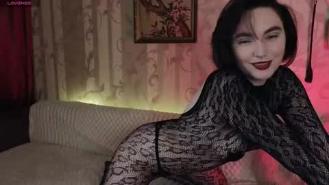 Diana Di Honey online show from December 20, 1:29 pm