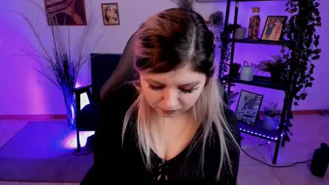 Dia online show from February 26, 6:37 pm